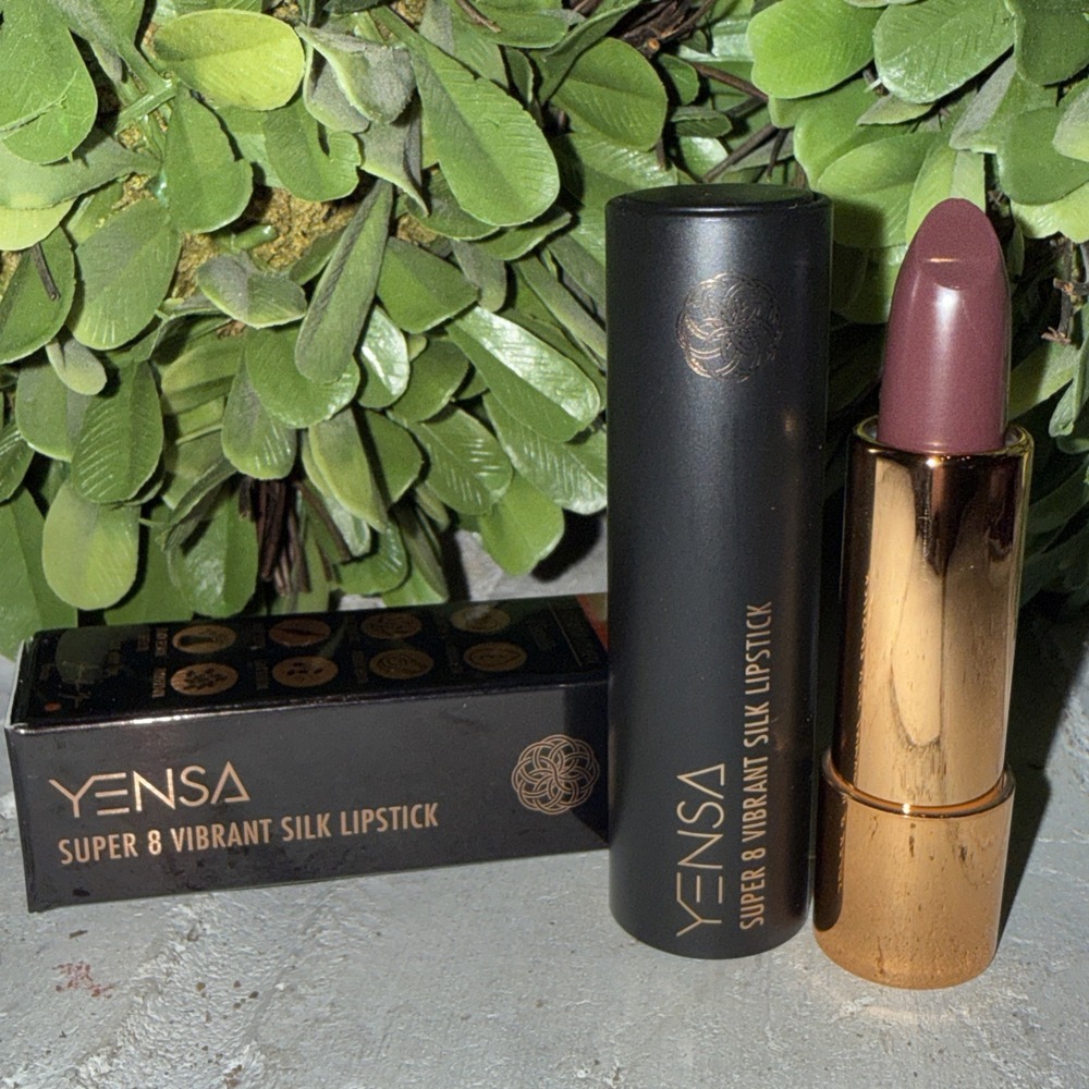 YENSA ~ SUPER & VIBRANT SILK LIPSTICK‎ ~ CAPTIVATE ~ 0.12 OZ ~ NIB